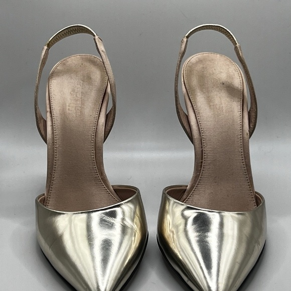 Giambattista Valli heels |Gold Leather Slingback Stiletto Heels - Picture 2 of 12